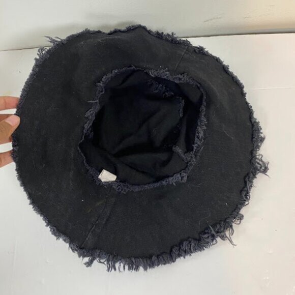Frayed-Edge Distressed Women' s Cotton Black Bucket Hat - Picture 4 of 5